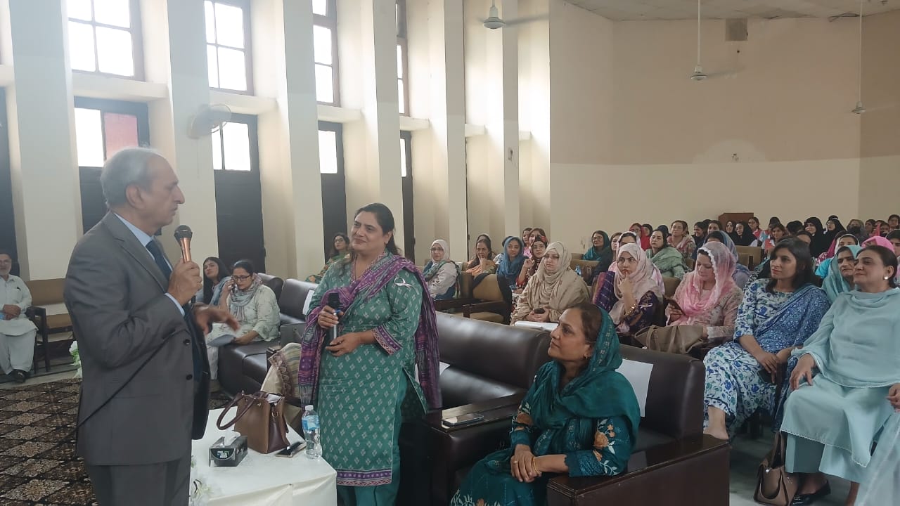 Seminar photograph 1